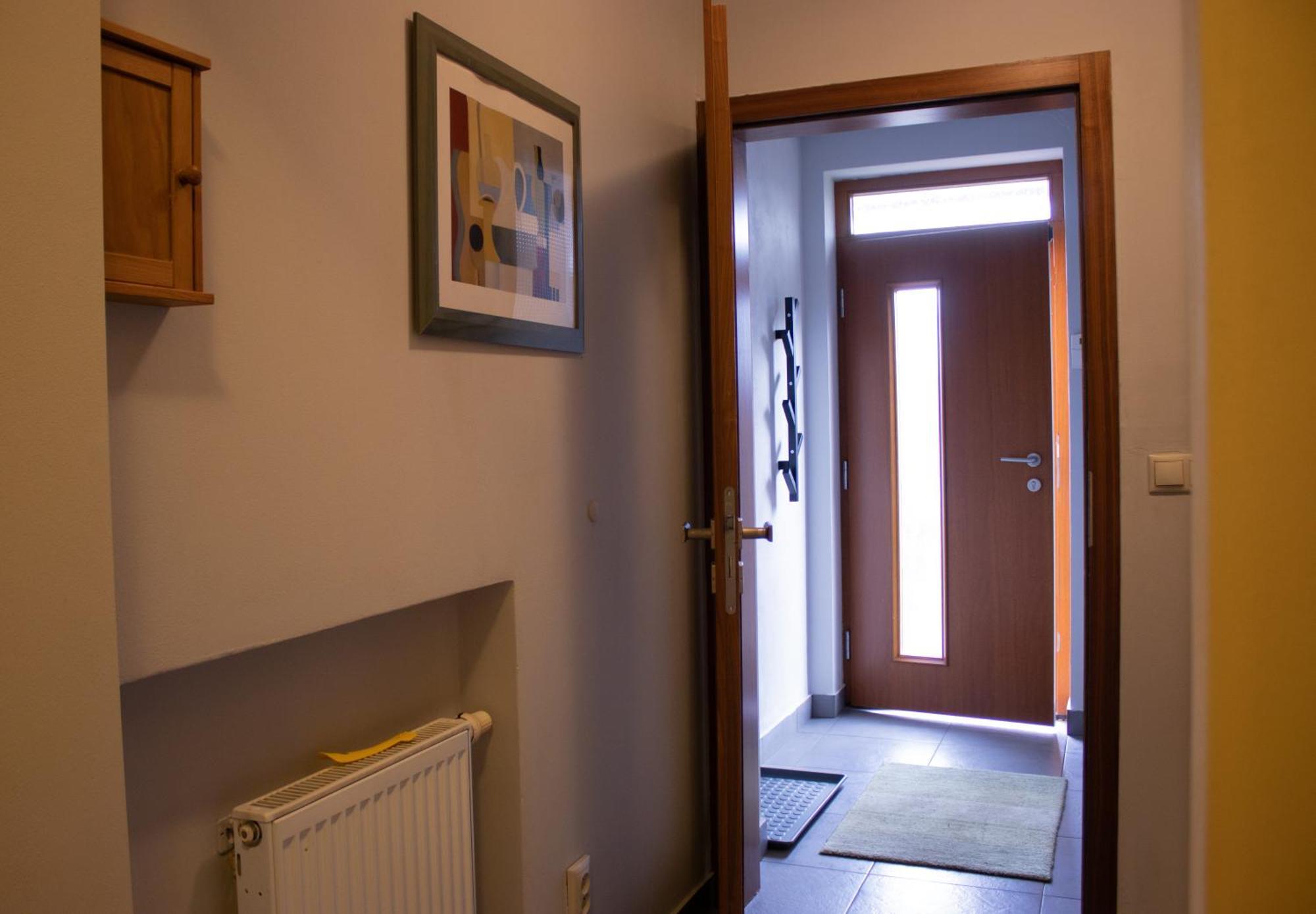 Apartman U Lesa Nove Jirny Екстер'єр фото