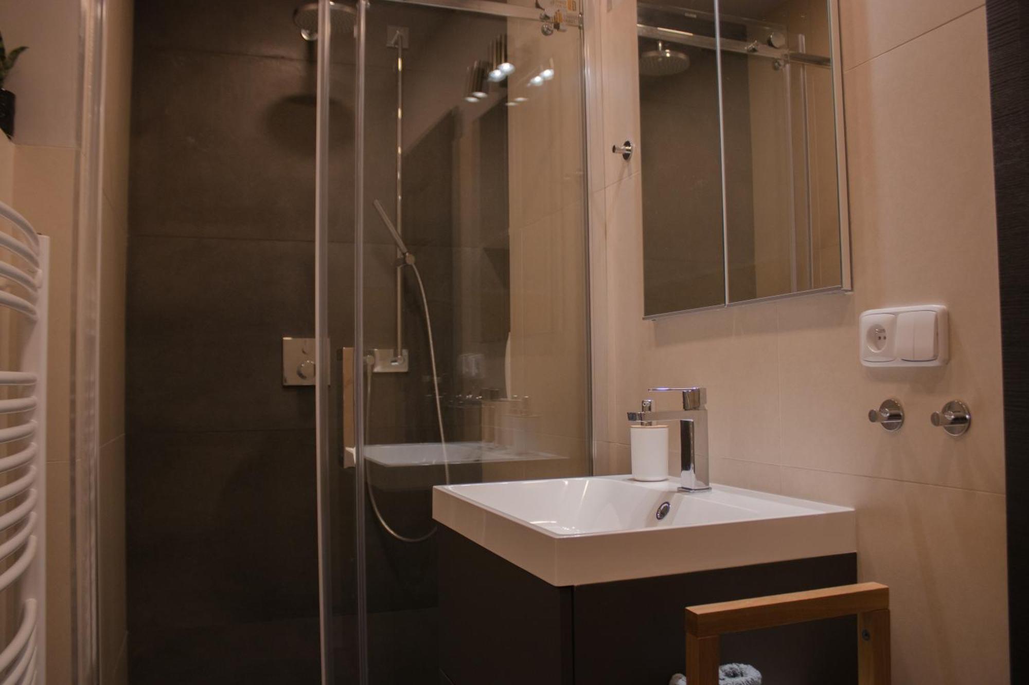 Apartman U Lesa Nove Jirny Екстер'єр фото